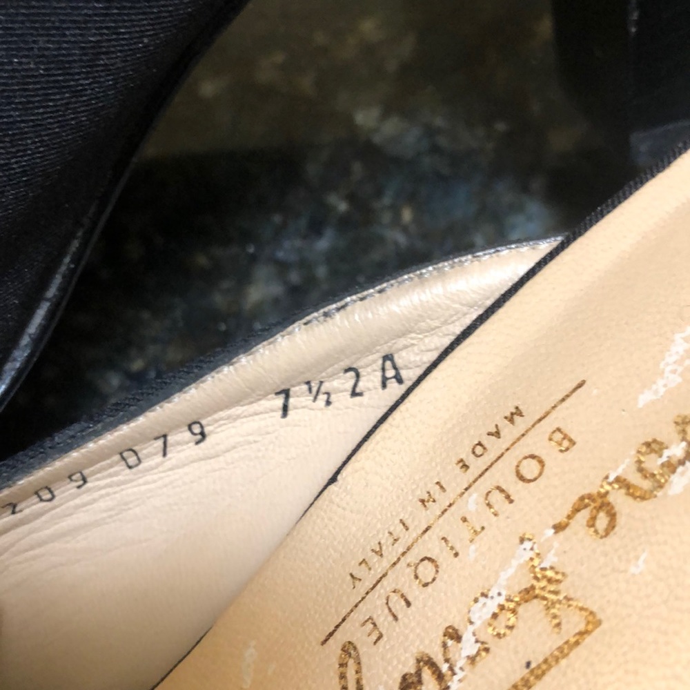 Salvador’s ferragamo women’s open toe 3” pumps 7 1/2 2 A - Picture 2 of 10